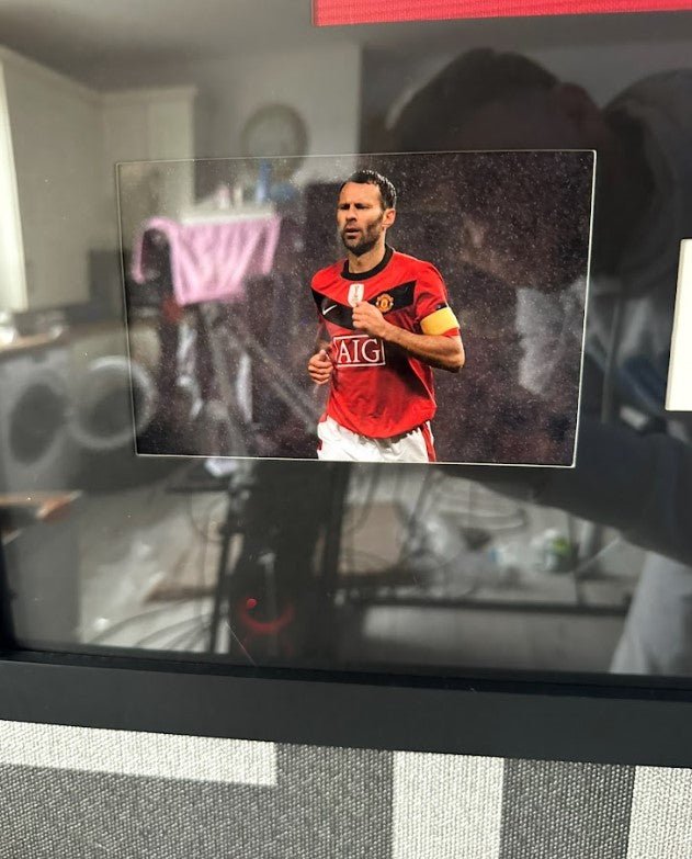 Ryan Giggs Signed 2000/2001 Manchester United Home Shirt