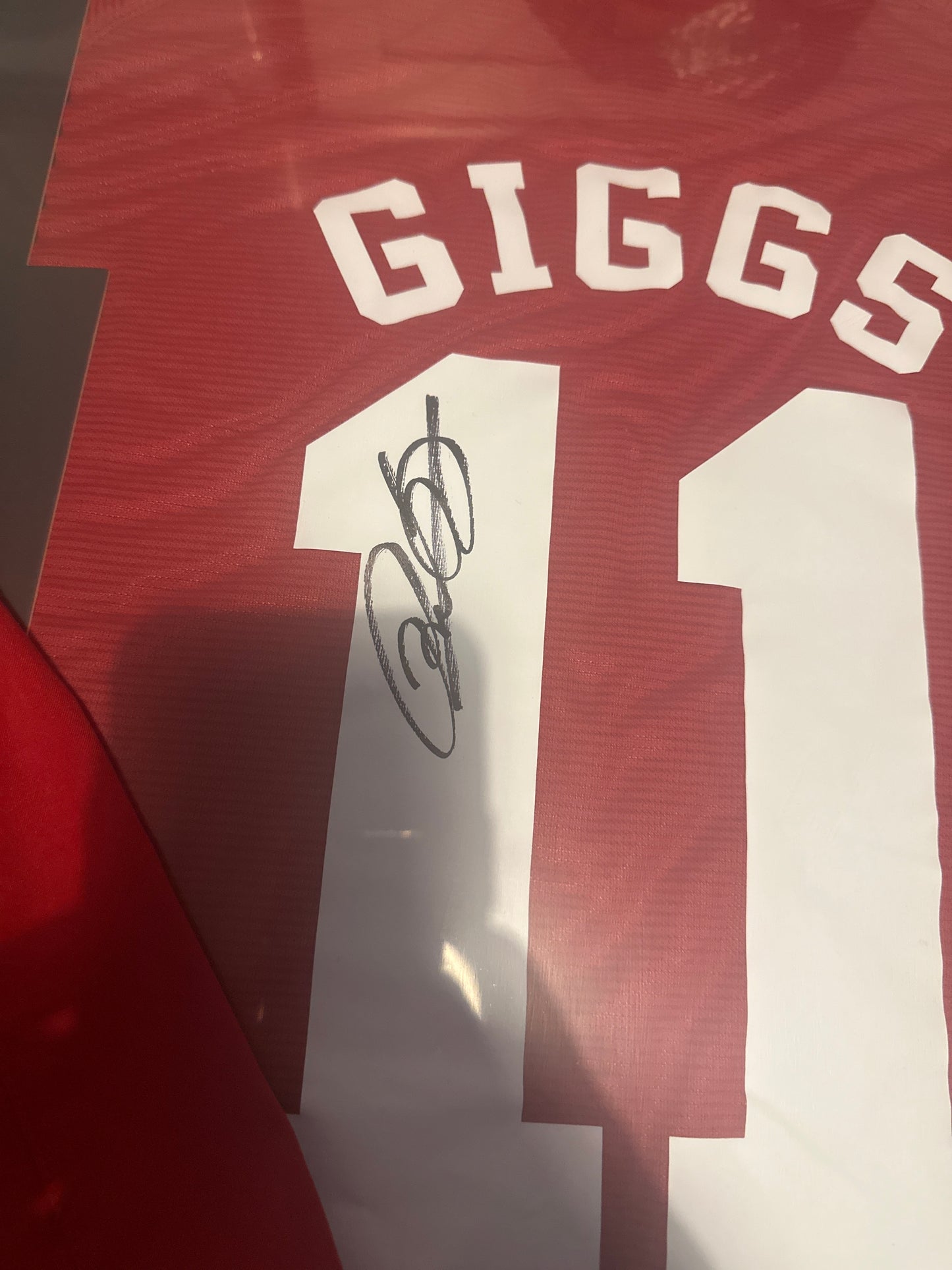 Ryan Giggs Signed 2000/2001 Manchester United Home Shirt