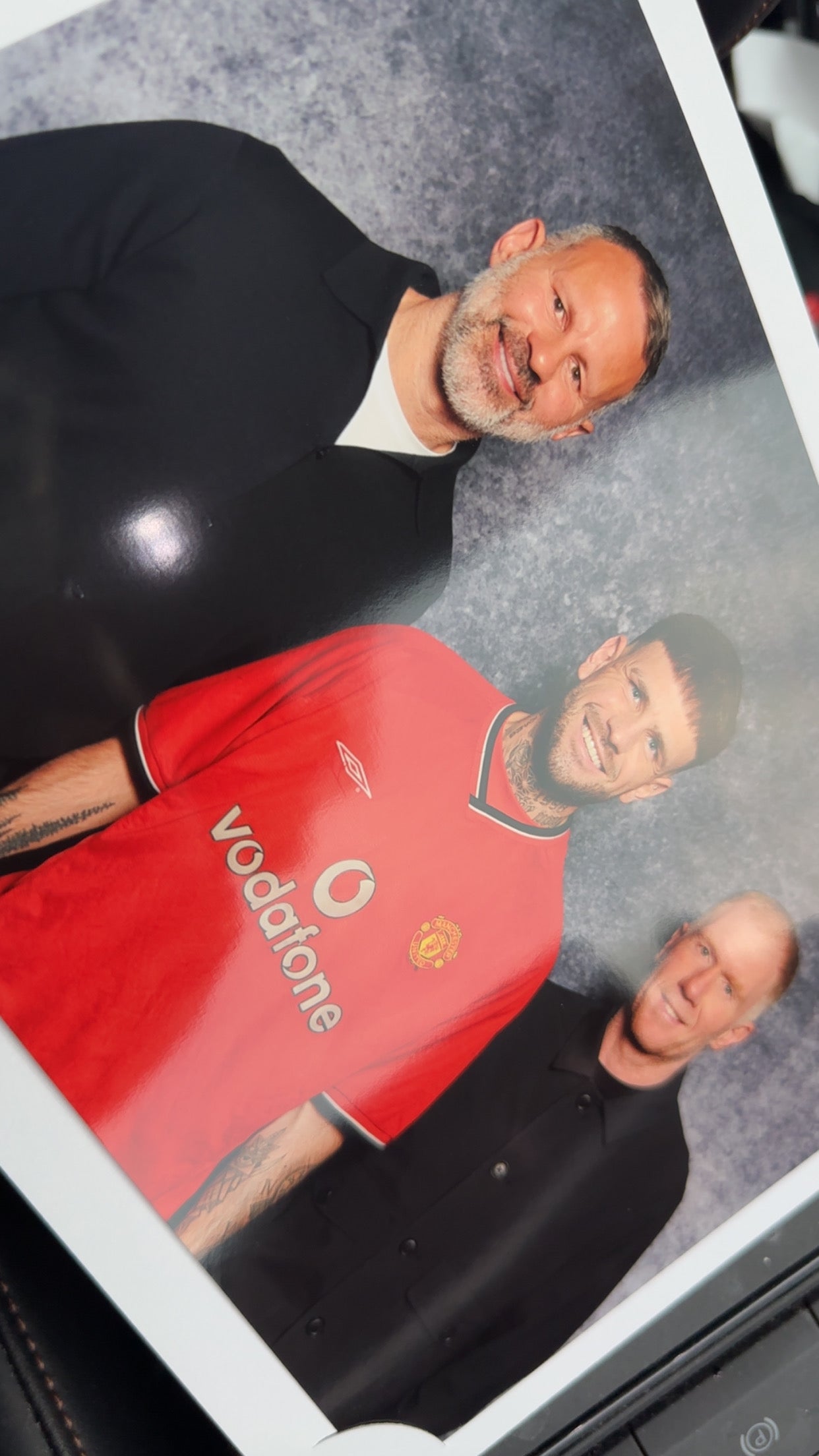 Ryan Giggs Signed 2000/2001 Manchester United Home Shirt